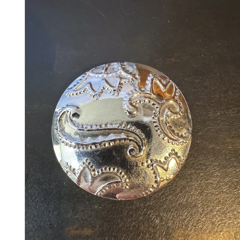 Vintage Silver Tone Paisley Embossed Round Scarf Clip Slide Accessory 1.25 Rodeo